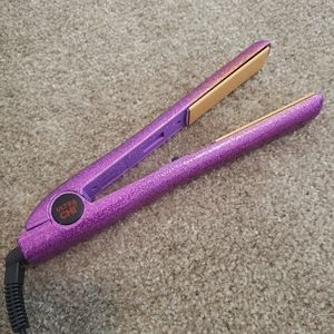 I don't straighten my hair anymore. Don't need it.